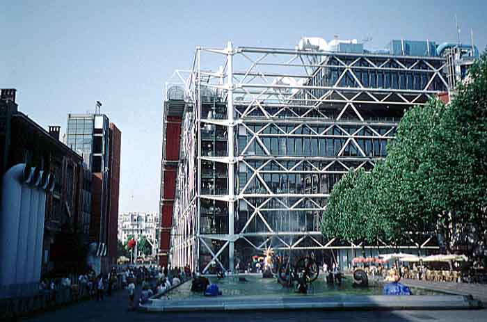 Paris photos -Beaubourg - Centre Pompidou
