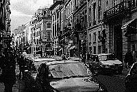 Paris black and white photos - Rue Saint Honoré