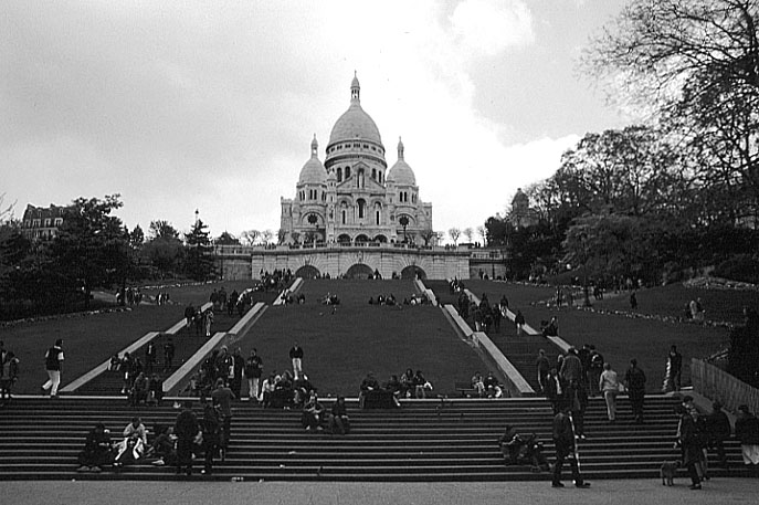 Paris photos in black and white - Montmartre - Sacr Coeur