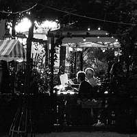 Paris black and white photos - Dner  Montmartre